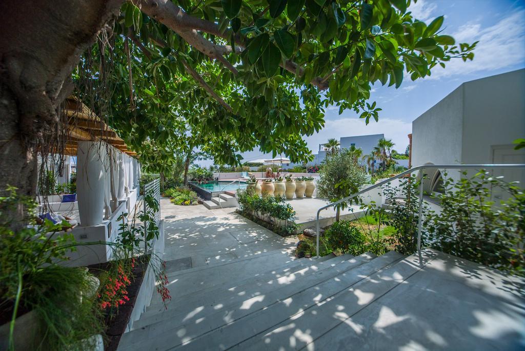 Aparthotel Il Gabbiano Relais In Estrómboli Exterior foto