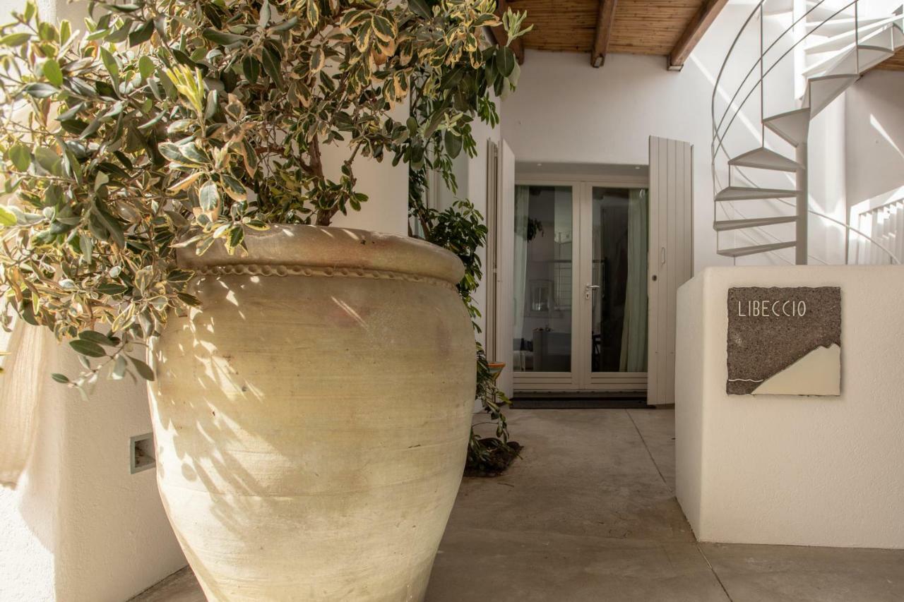 Aparthotel Il Gabbiano Relais In Estrómboli Exterior foto